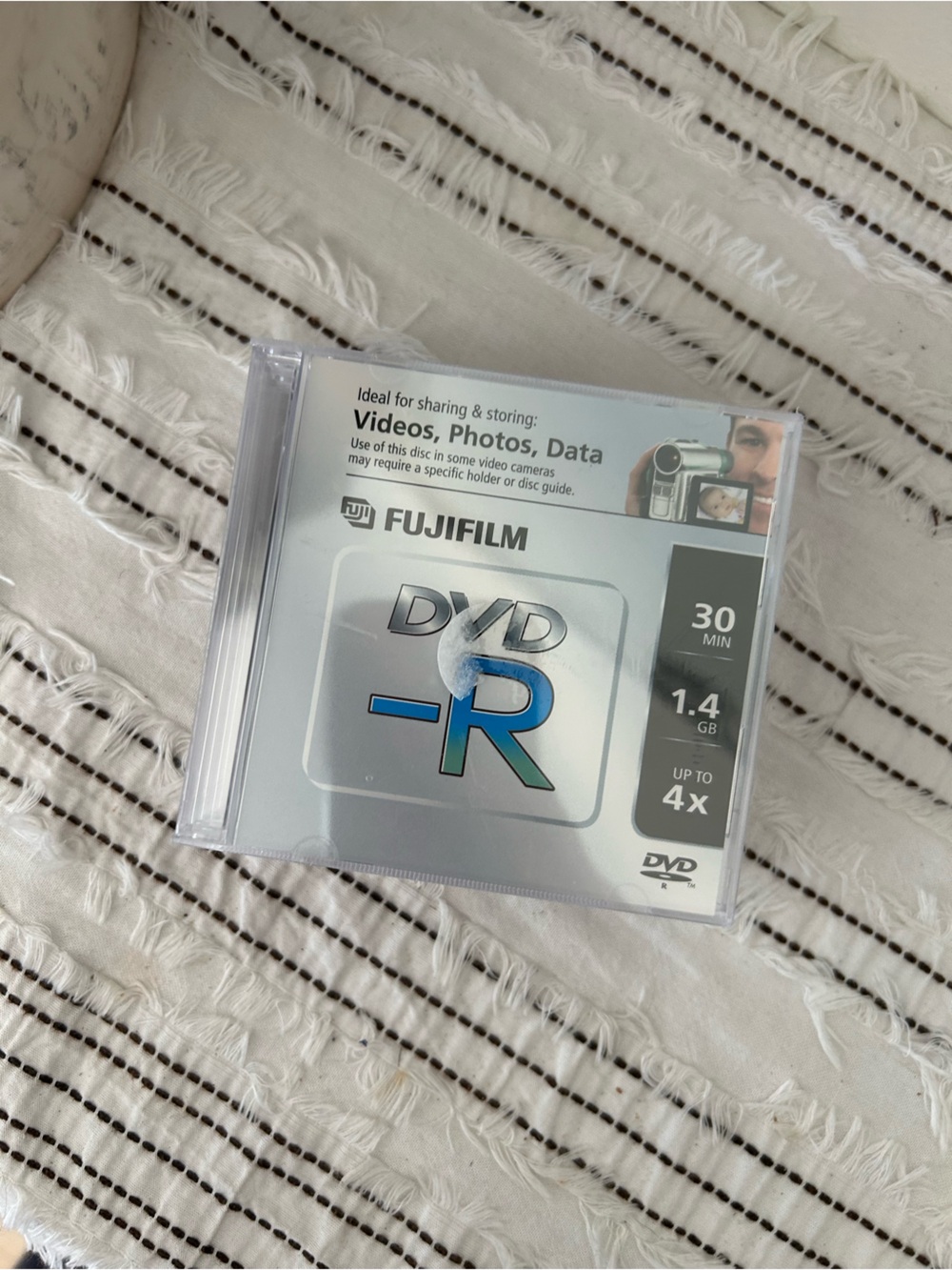 ⭐️ NEW Fujifilm Silver DVD-R Disc in Clear Case with Blue Label Accent